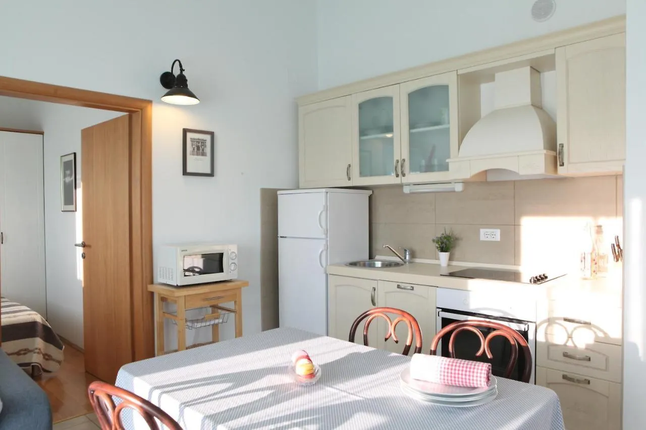 Apartments Sea View Kozino Croatia