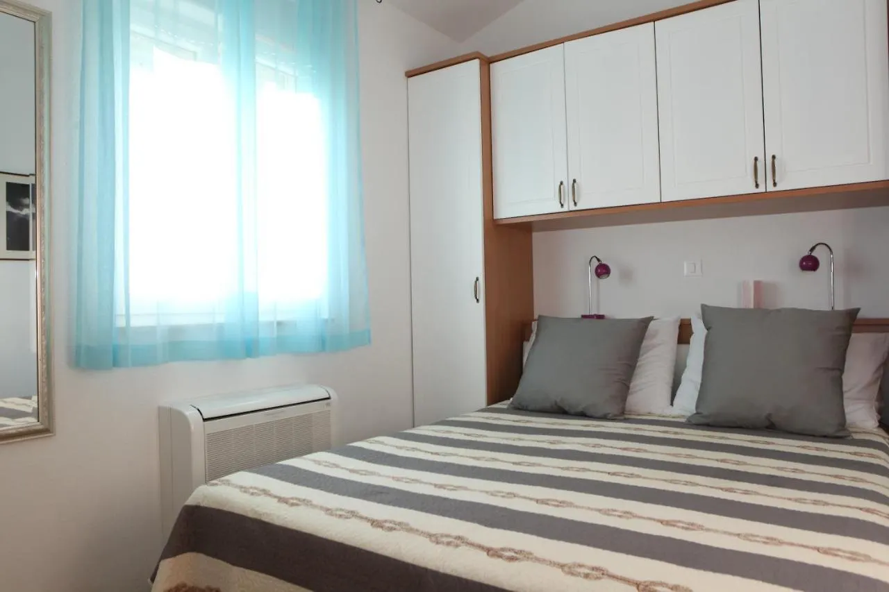 Apartments Sea View Kožino